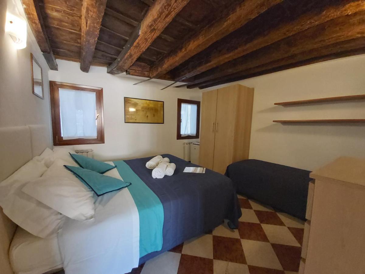 Veneziacentopercento Apartments & Rooms Exteriér fotografie