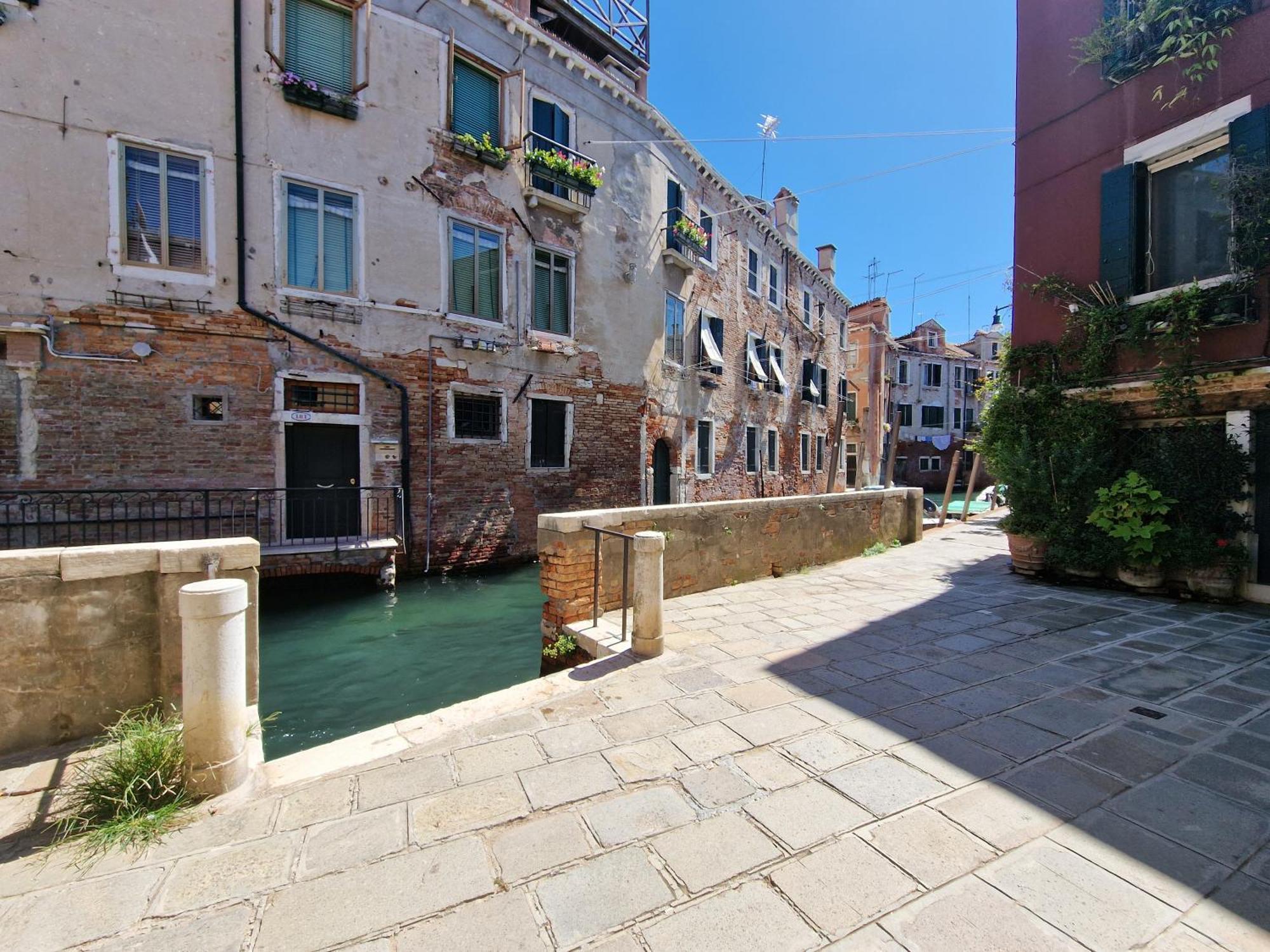 Veneziacentopercento Apartments & Rooms Exteriér fotografie