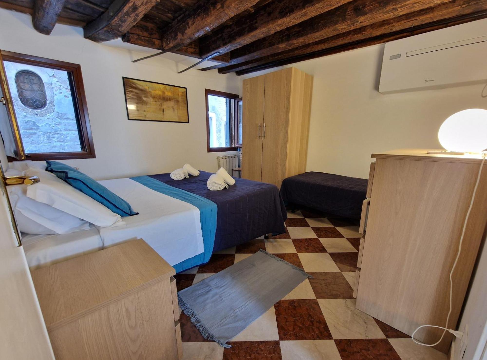Veneziacentopercento Apartments & Rooms Exteriér fotografie